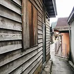 Wogoxette Upstairs, A Private Kampung Stay In Cameron Highlands